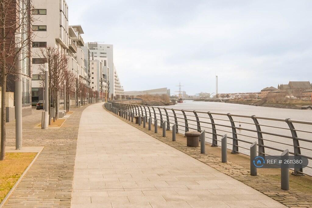 Glasgow Harbour