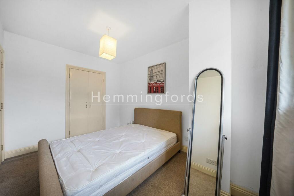 Flat 2 Montgomery, 81-89 Farringdon Road - otx08WF