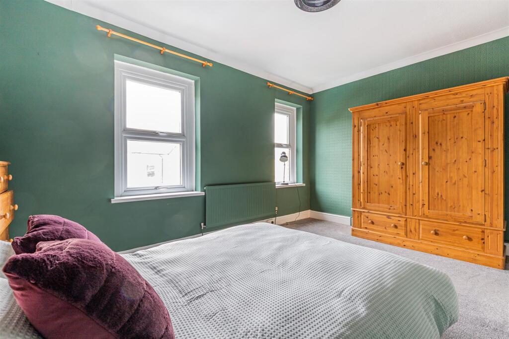 Llanishen Street 15-7.jpg