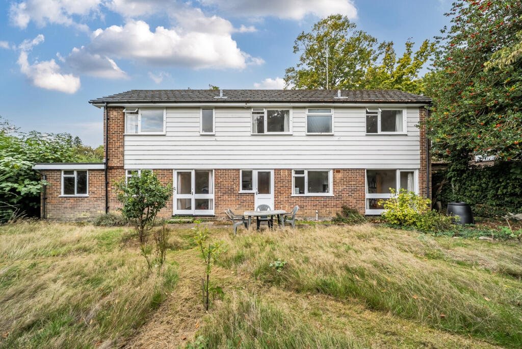 1358550-4-68d2ca8...