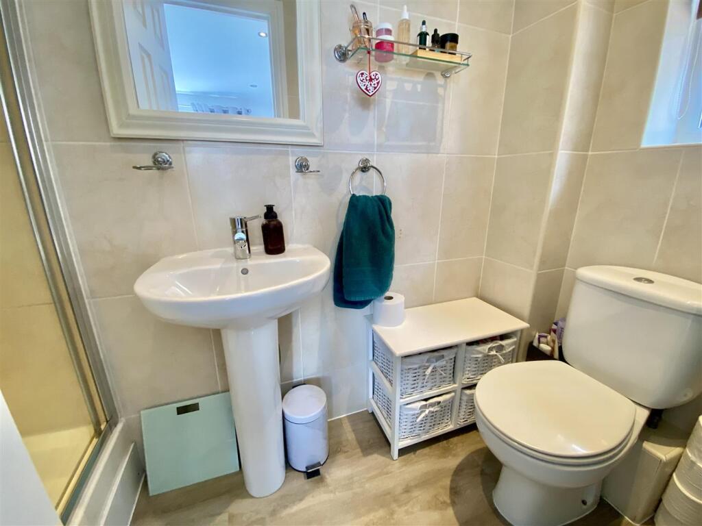 Bramleys Estate Agents - Dewsbury - Whitley Road (