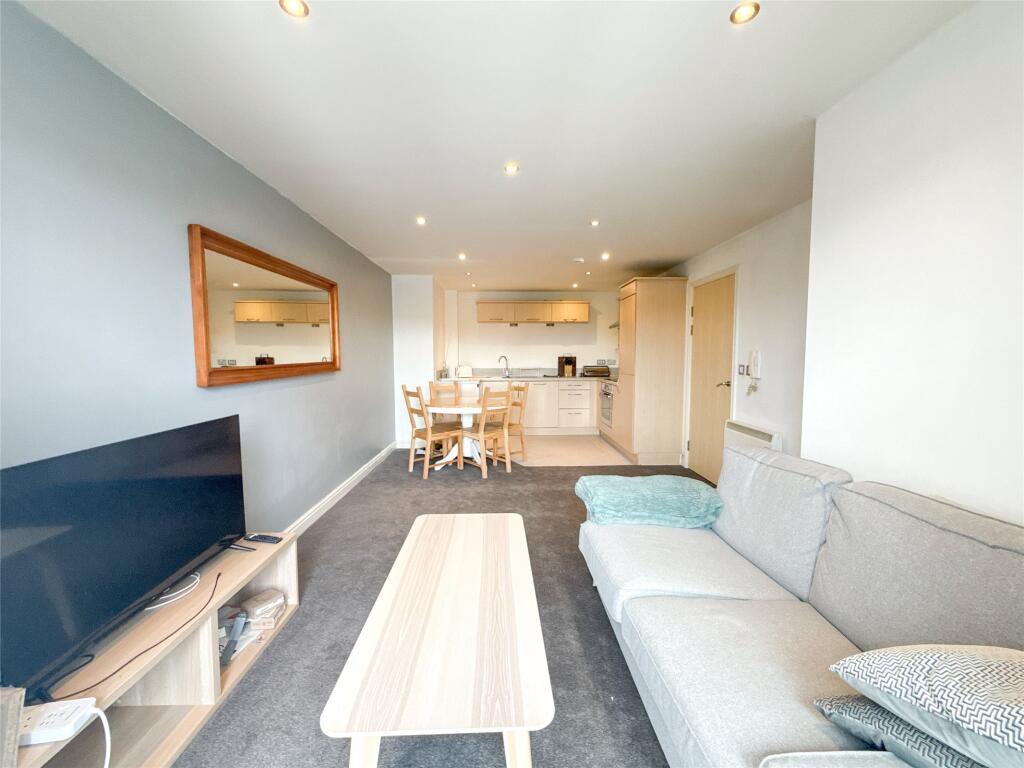 Lounge/Diner/Kitchen