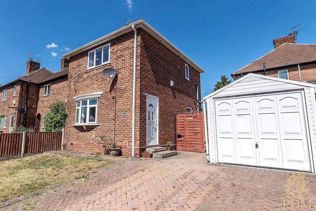 39 Felstead Road (6 of 29).jpg