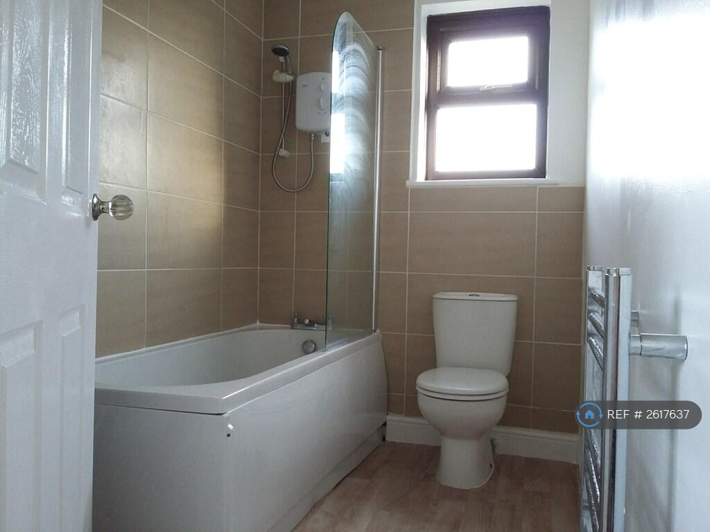 Bathroom Bath And Shower