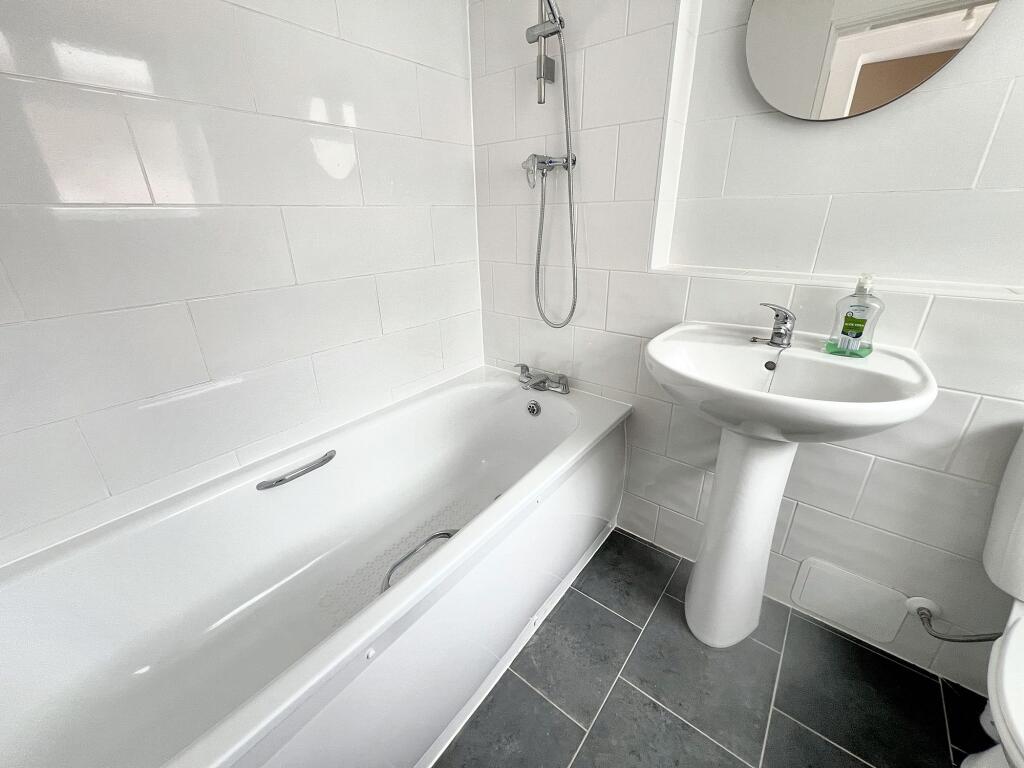 Ground Floor Bathroom