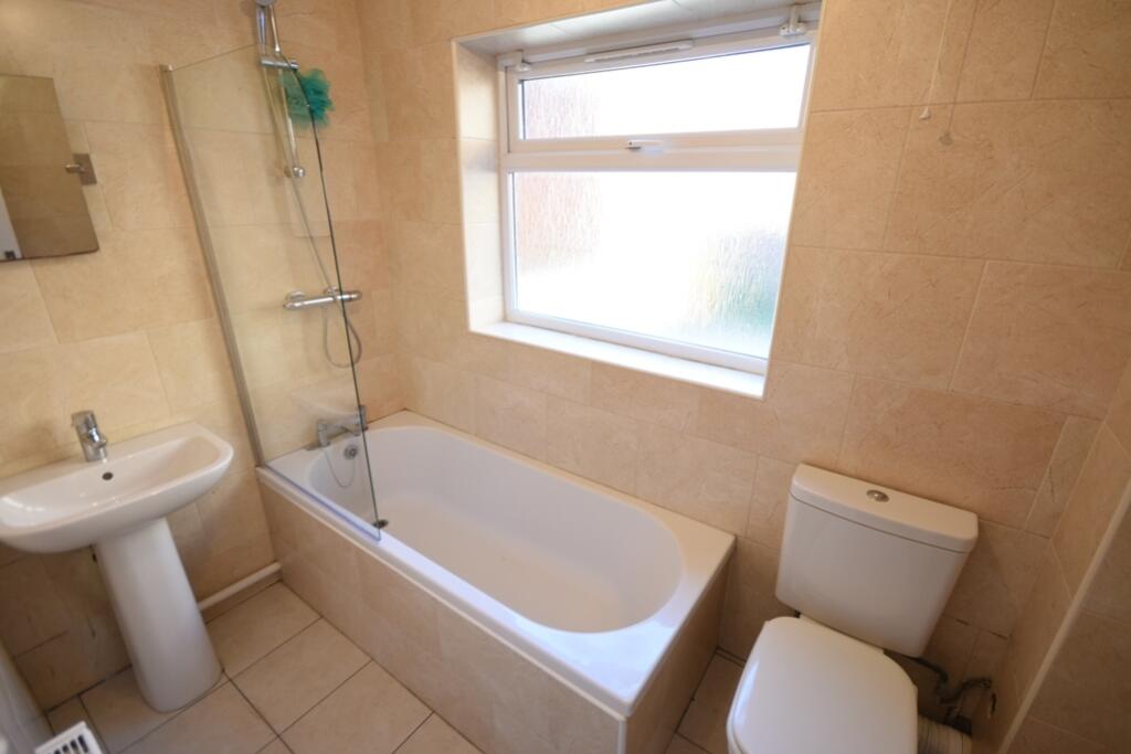 135 Dinsdale Road photos7