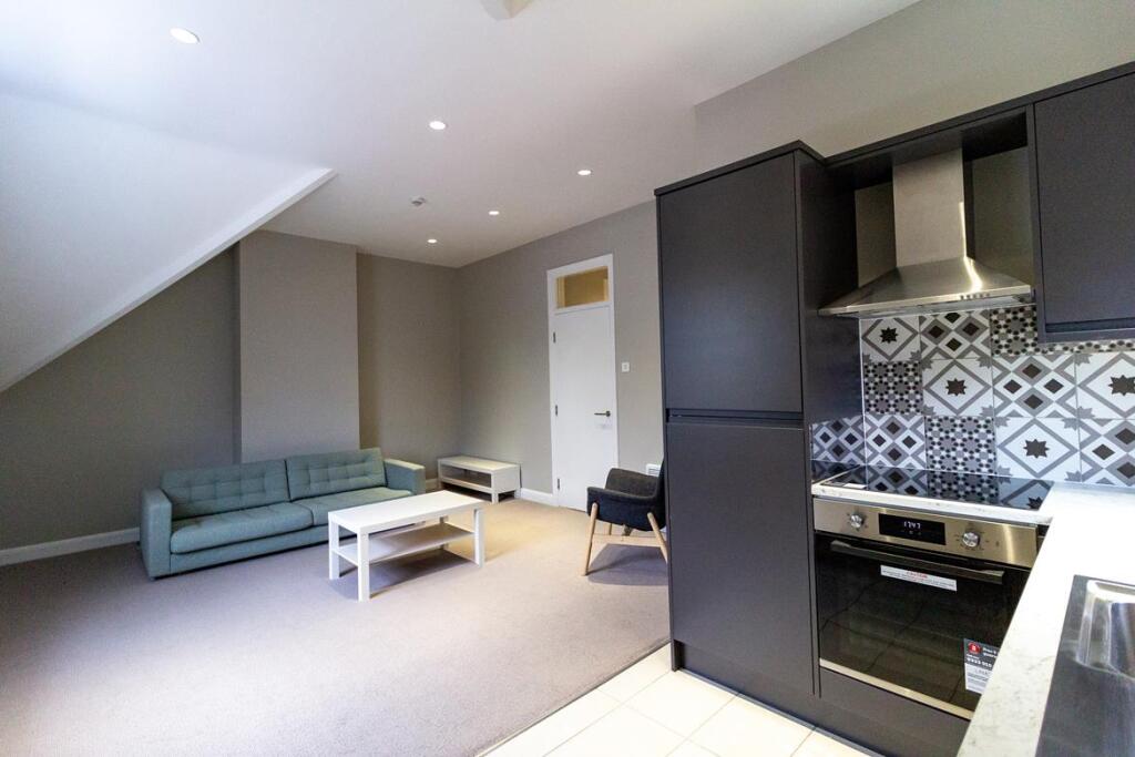 Kitchen Lounge