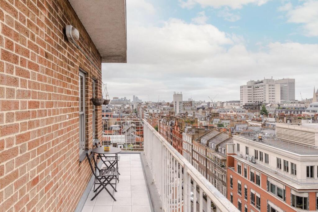 36 Collingwood House