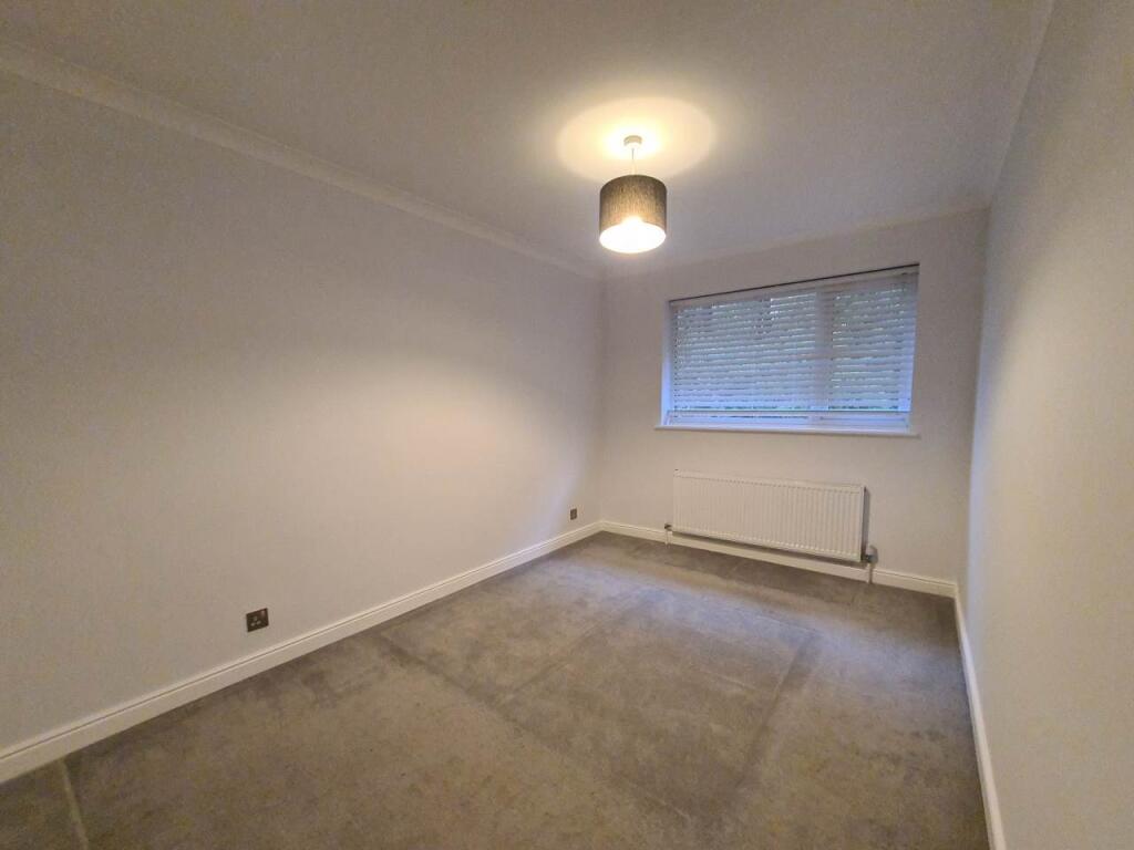 1 Kinross Bedroom 1 