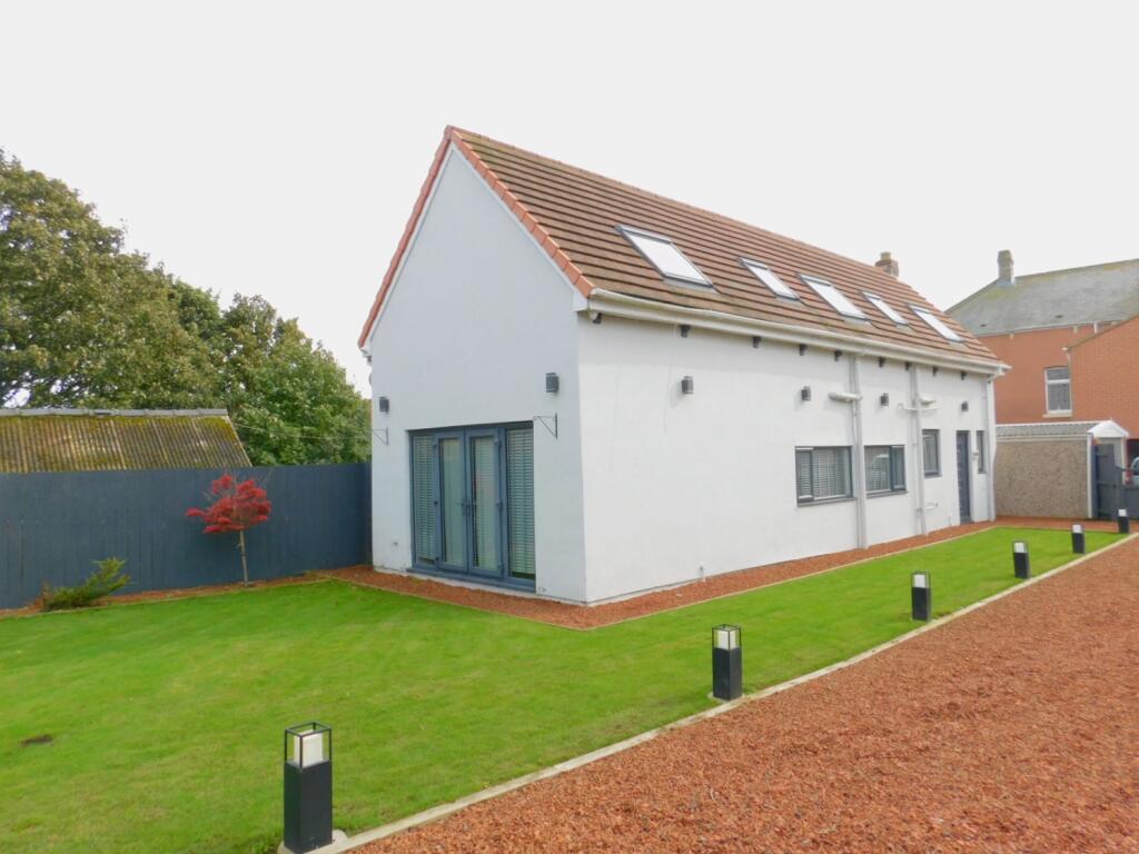 the barn village green easington (1)