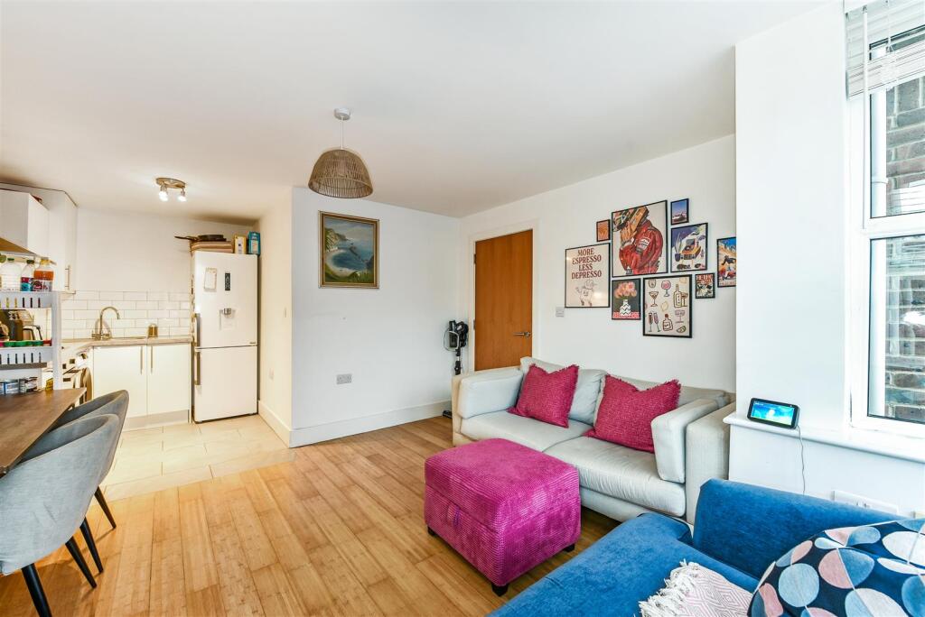 Lounge to Hall.jpg