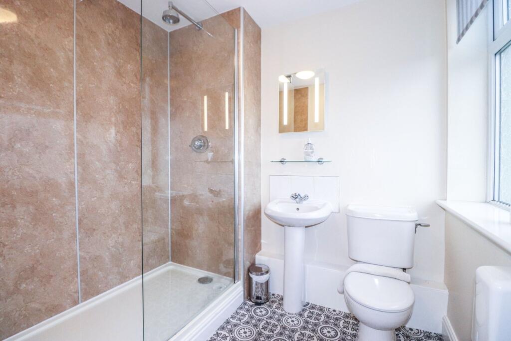 En-Suite Shower Room 2