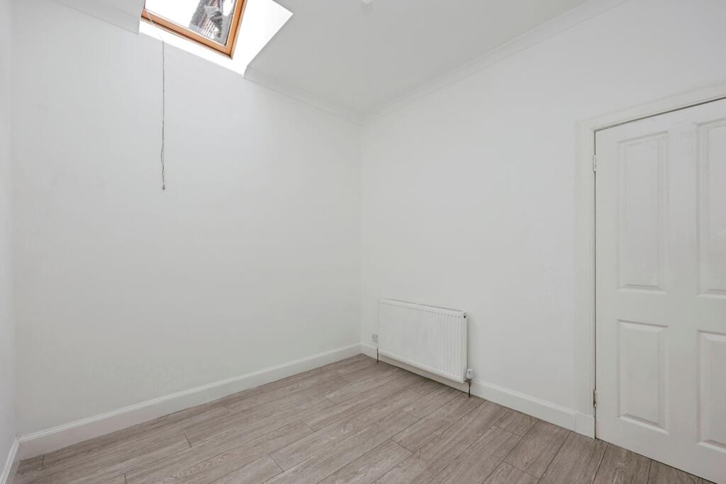 Bedroom 2/Dining Rm