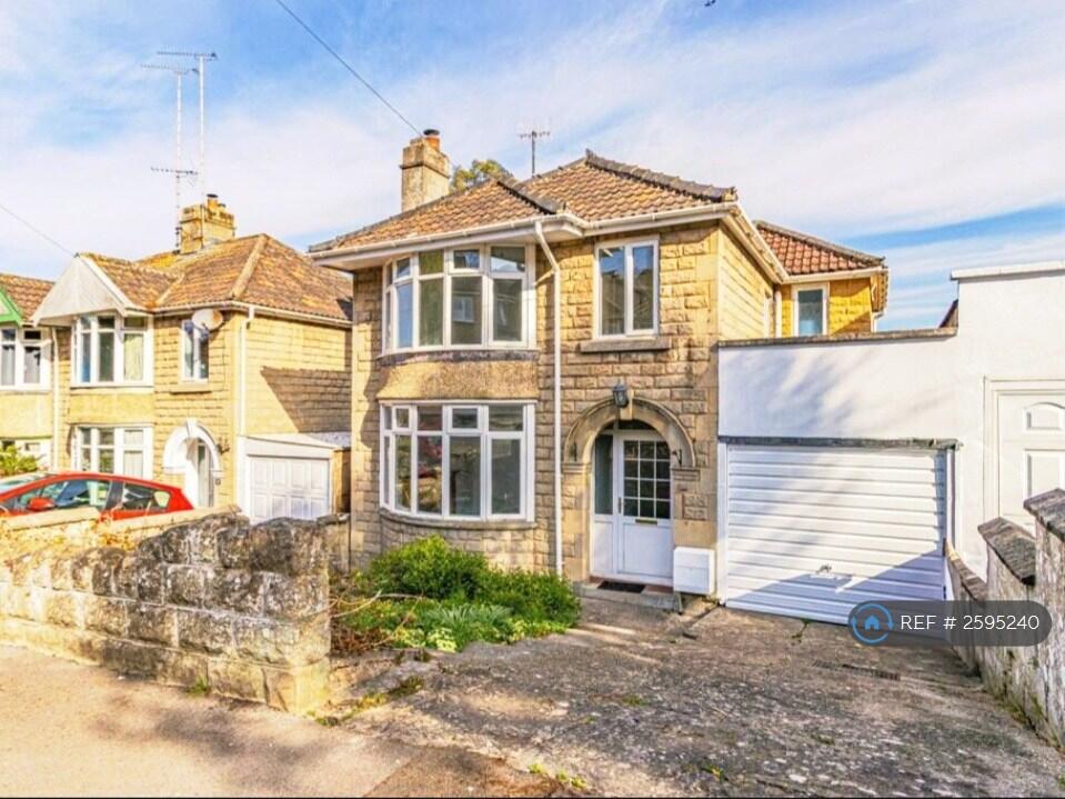 4 Bedroom Detached House In Immaculate Condition
