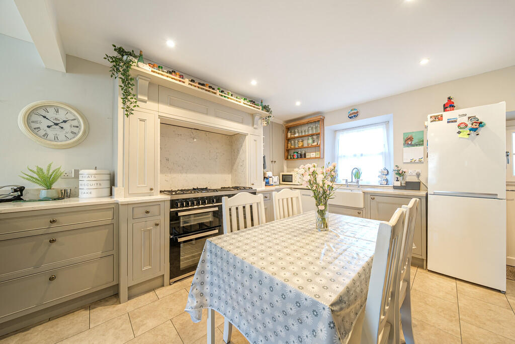 Kitchen/Living/Di...
