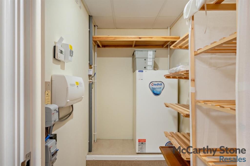 8659569-interior11-800.jpg