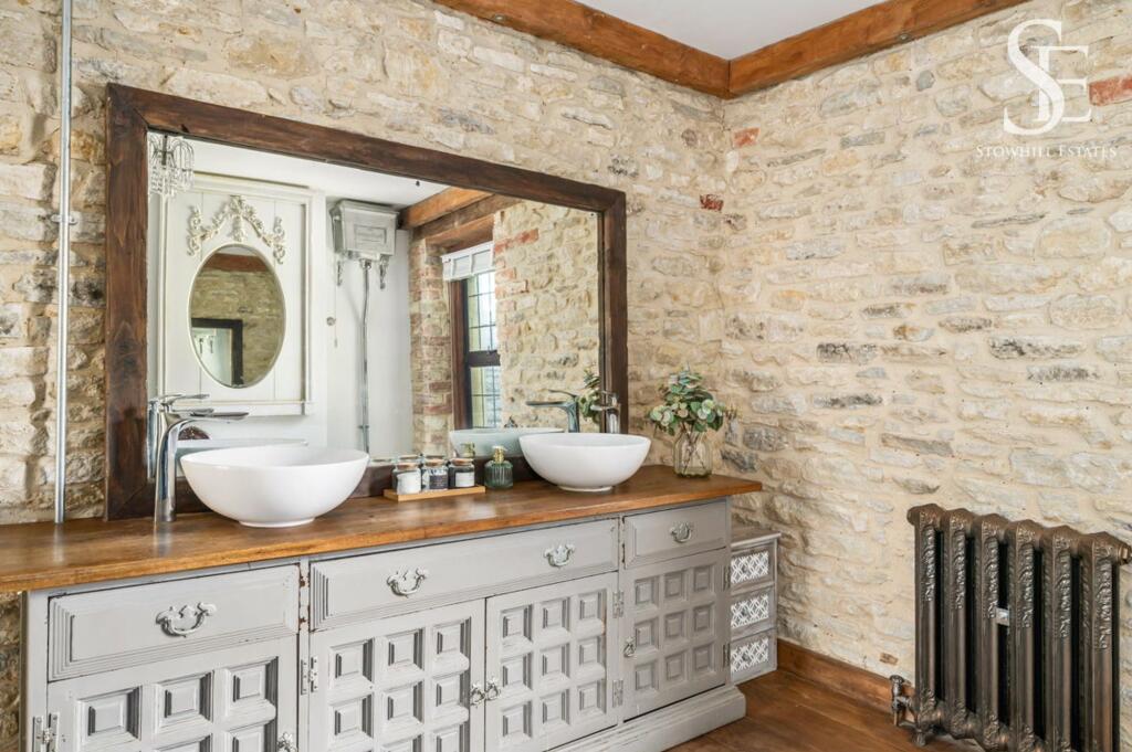 Master ensuite