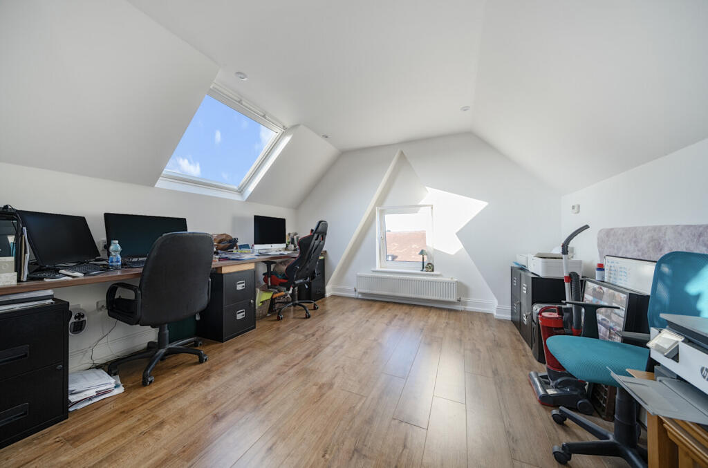 1315162-14-685cf9...