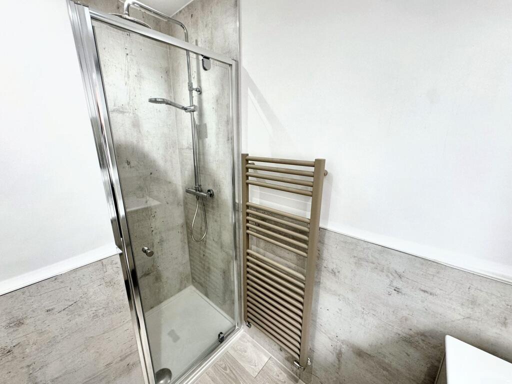 Bedroom One En-suite