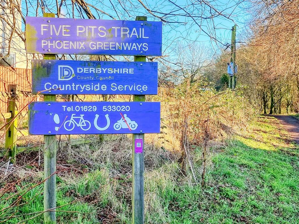 FIVE PITS TRAIL