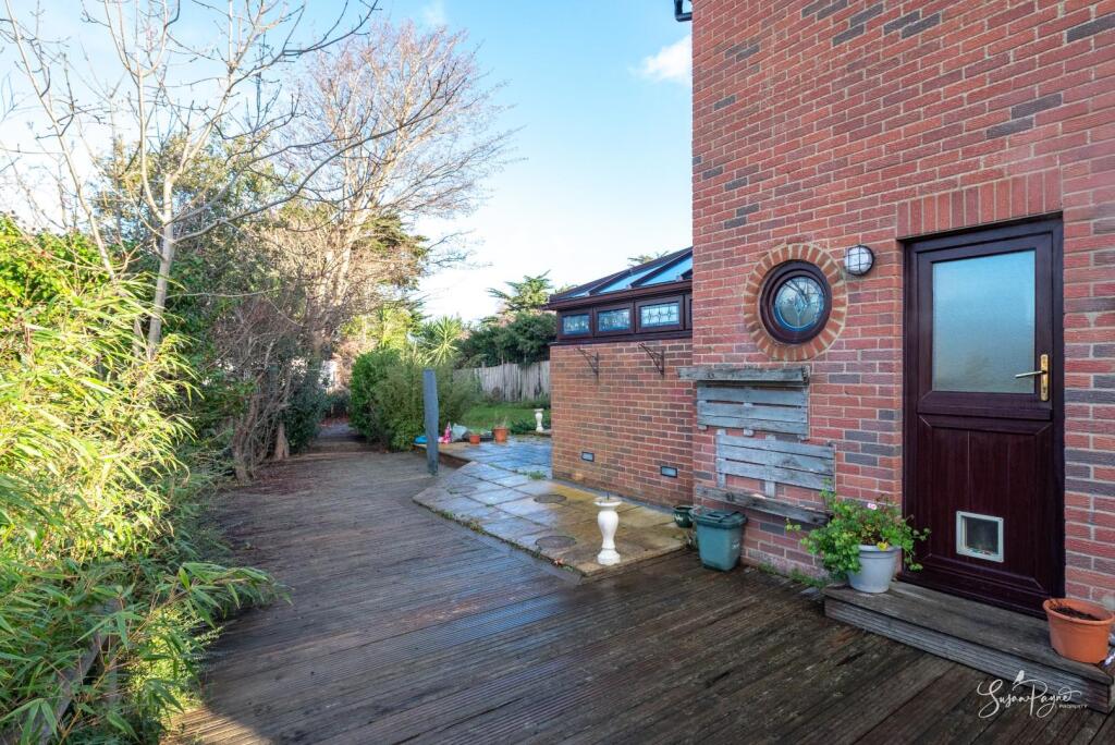 41 Horestone Drive -3.jpg