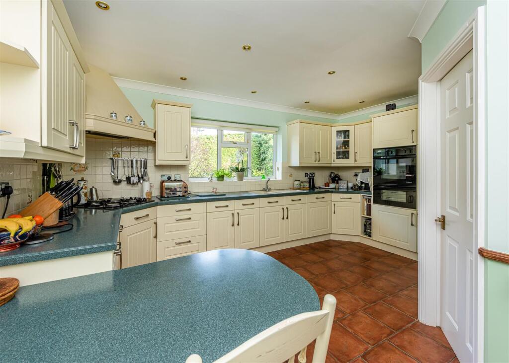 78c Wrottesley Road-kitchen.jpg