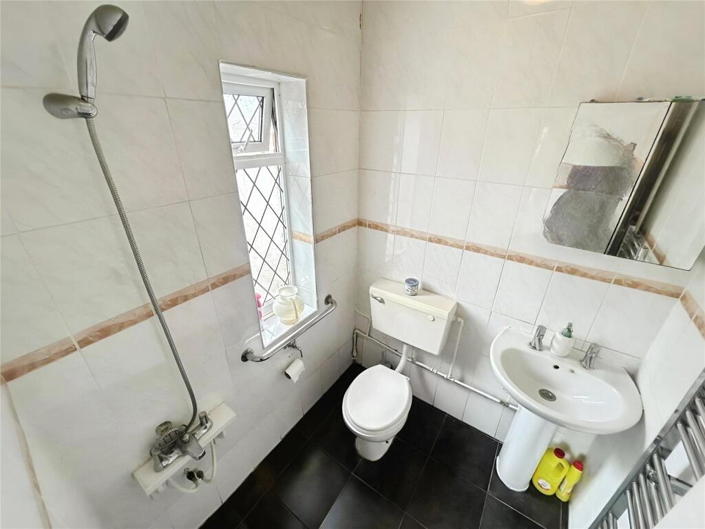 Downstairs Wet Room