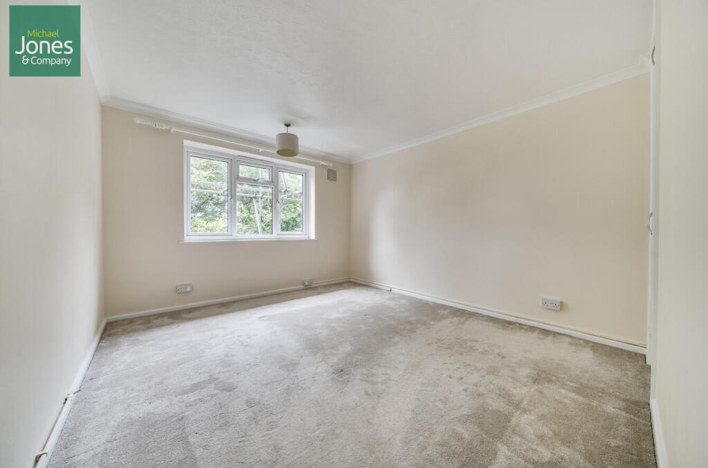 57f40cf0-ee3e-438...