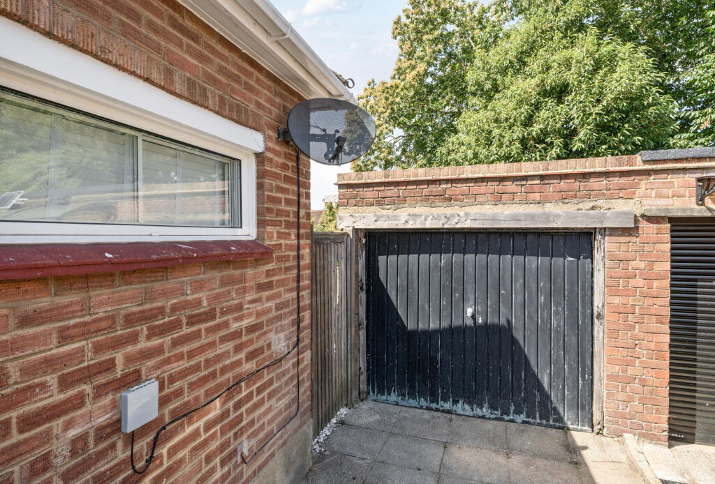 1314669-3-6863efb...