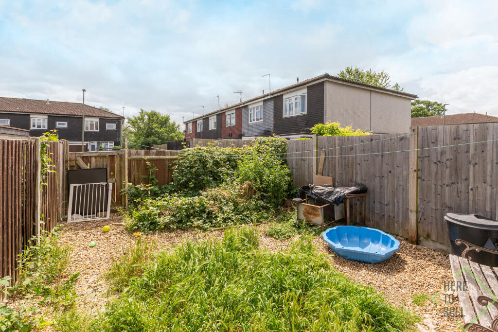 61 Crocus Field, High Barnet, Herts, EN5 2UB-9