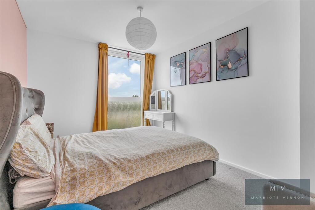 Maybourne Grange 18 MV-1.jpg