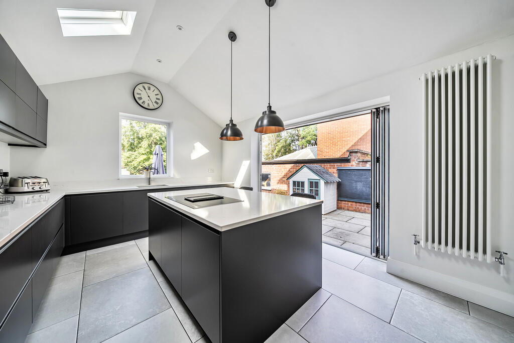 1344858-17-68a8a4...