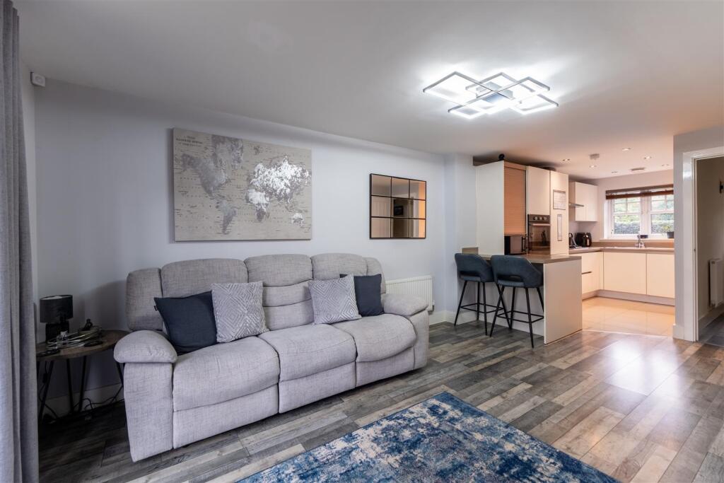 Meadow Croft -007.jpg