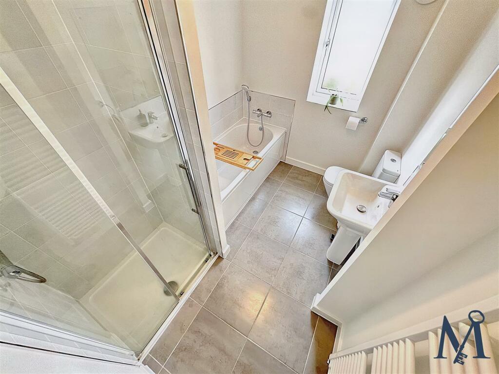 4Pc Family Bathroom