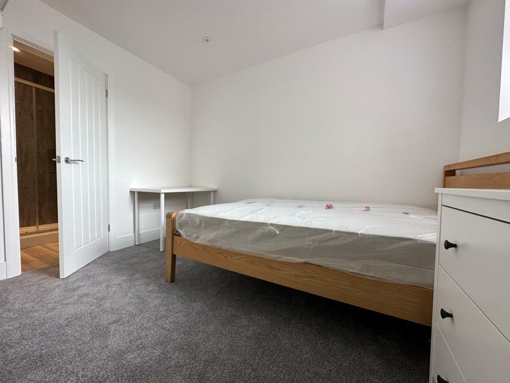 7B 2023 Bed3.jpg