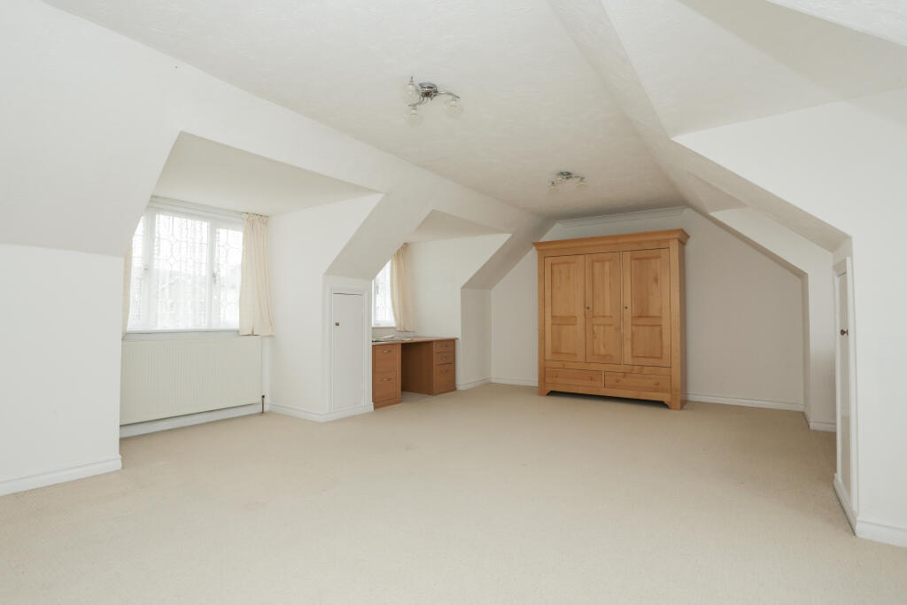 general 21 Mill Lane