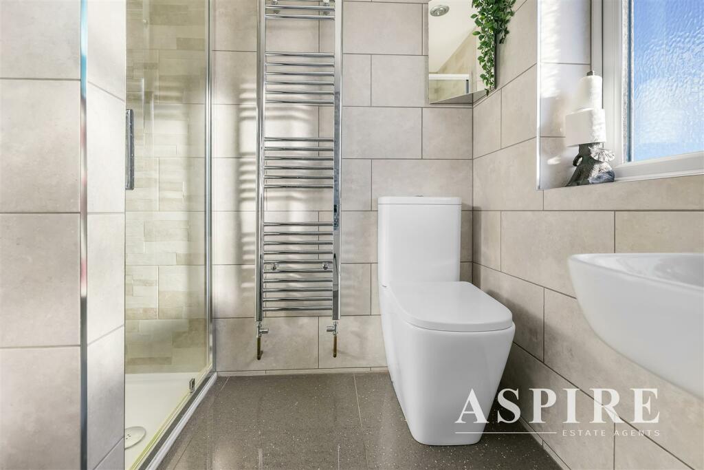Aspire Estate Agents ss88.jpg