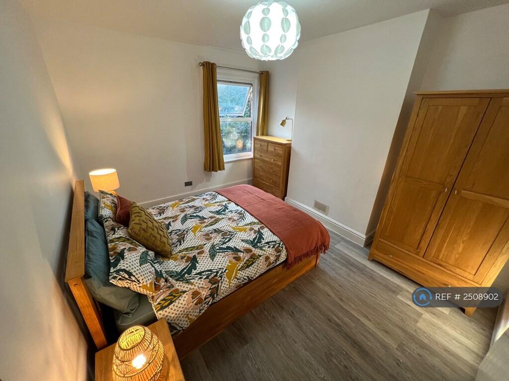 Ottoman Bed With Plenty Of Storage