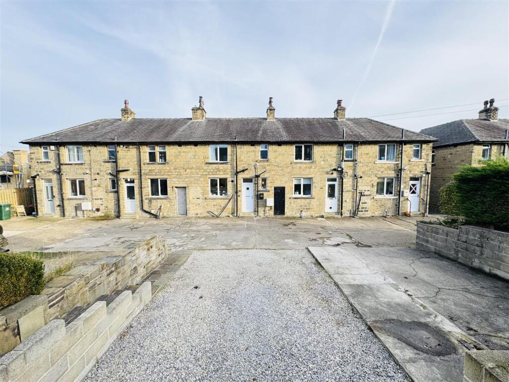 REAR GARDEN &amp; PARKING