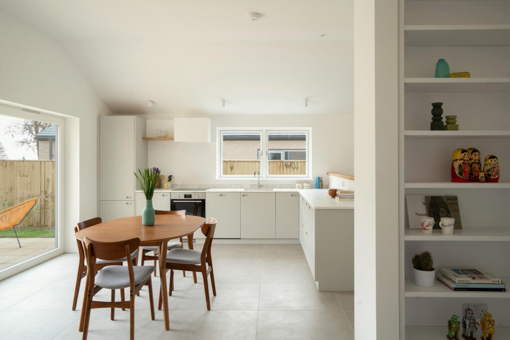 241327 - H03-THORNBOROUGH-PARK-099.jpg