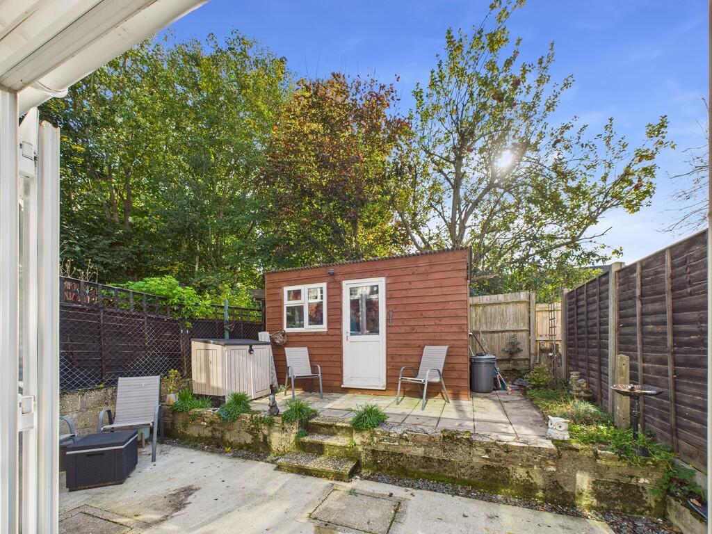 CAM05068G0-PR0056...