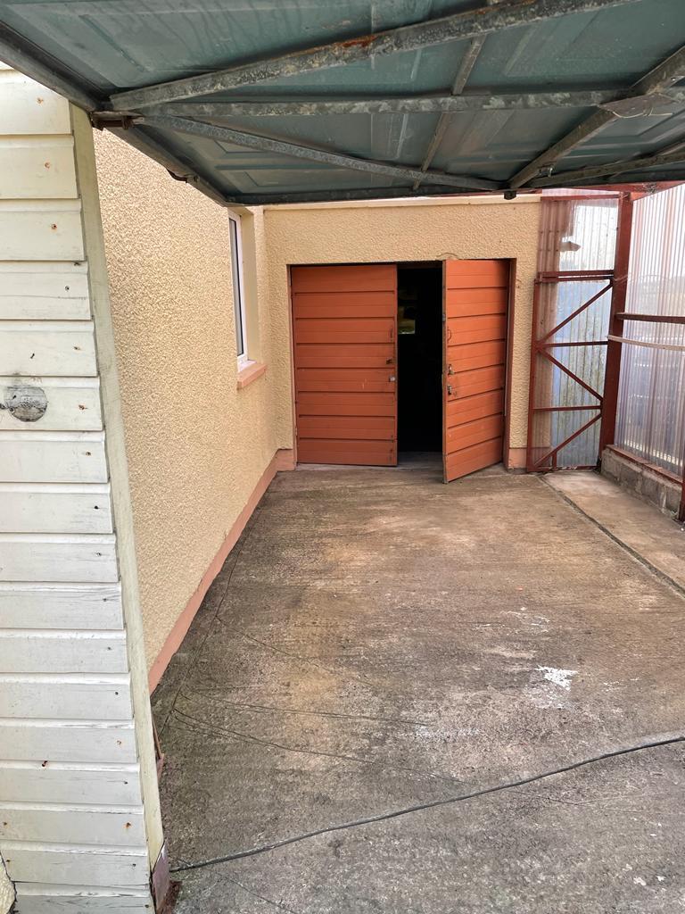 car port..JPG
