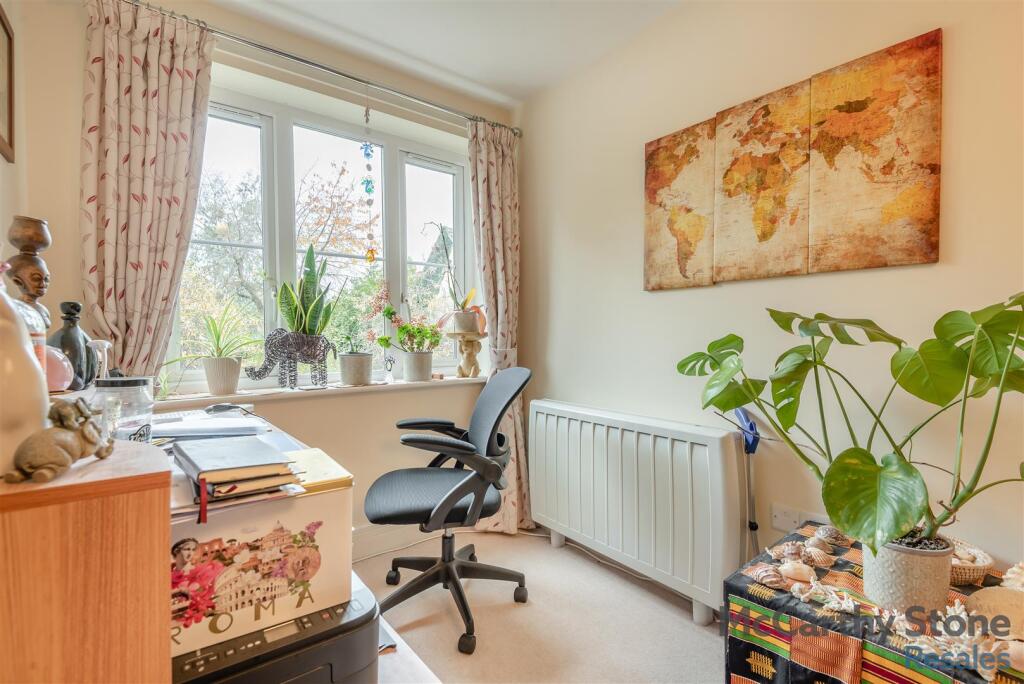 8670809-interior03.jpg