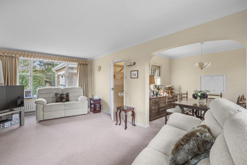 Reedale, Common Rd, HP15 6EZ-17.jpg