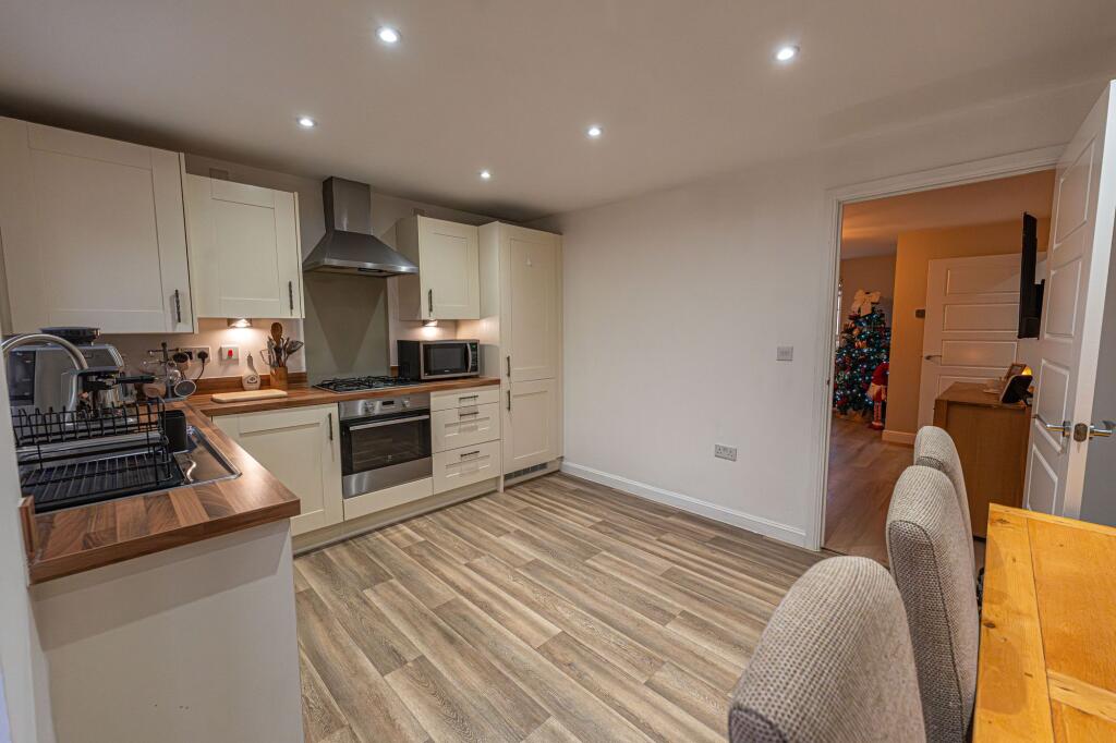 Kitchen / Diner
