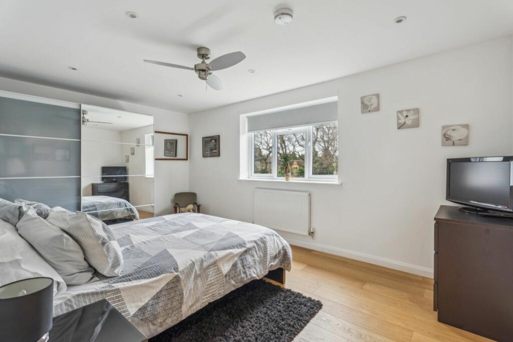 Double Bedroom