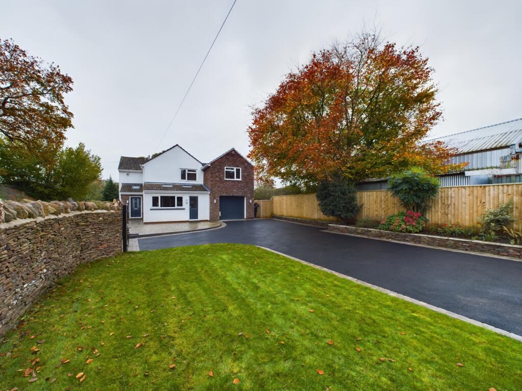 CAM02023G0-PR0101-STILL029