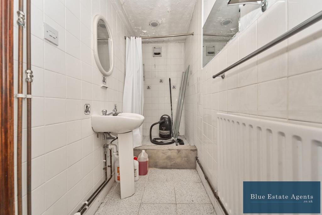 Out Building Shower Suite &amp; WC