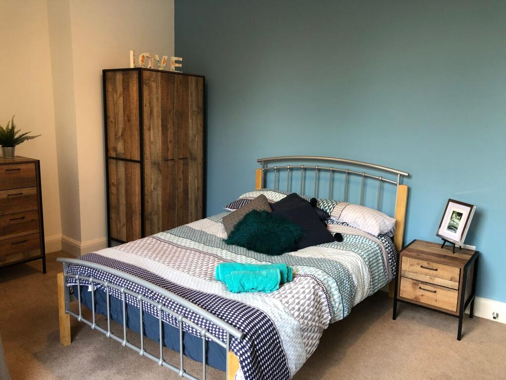 Room 4