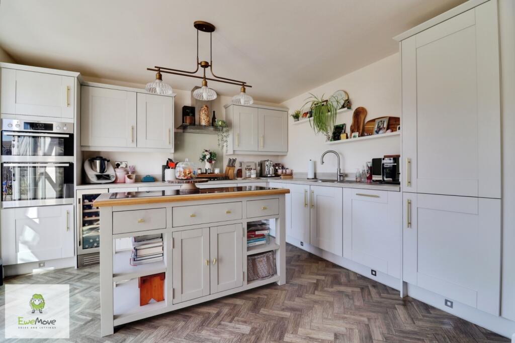 Kitchen EweMove Cannock